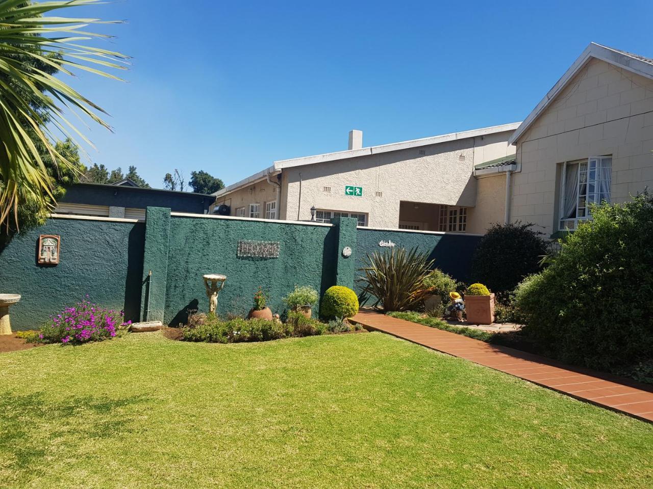 Bishops Guest House Vryheid Esterno foto